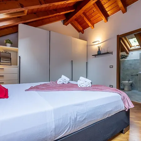 Romantic Navigli - 15min Duomo - Free Parking Διαμέρισμα